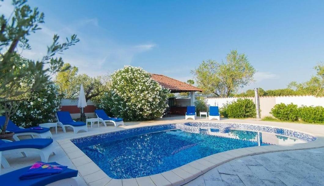 Villa Filip - Private Pool & Gym Pula Exterior foto